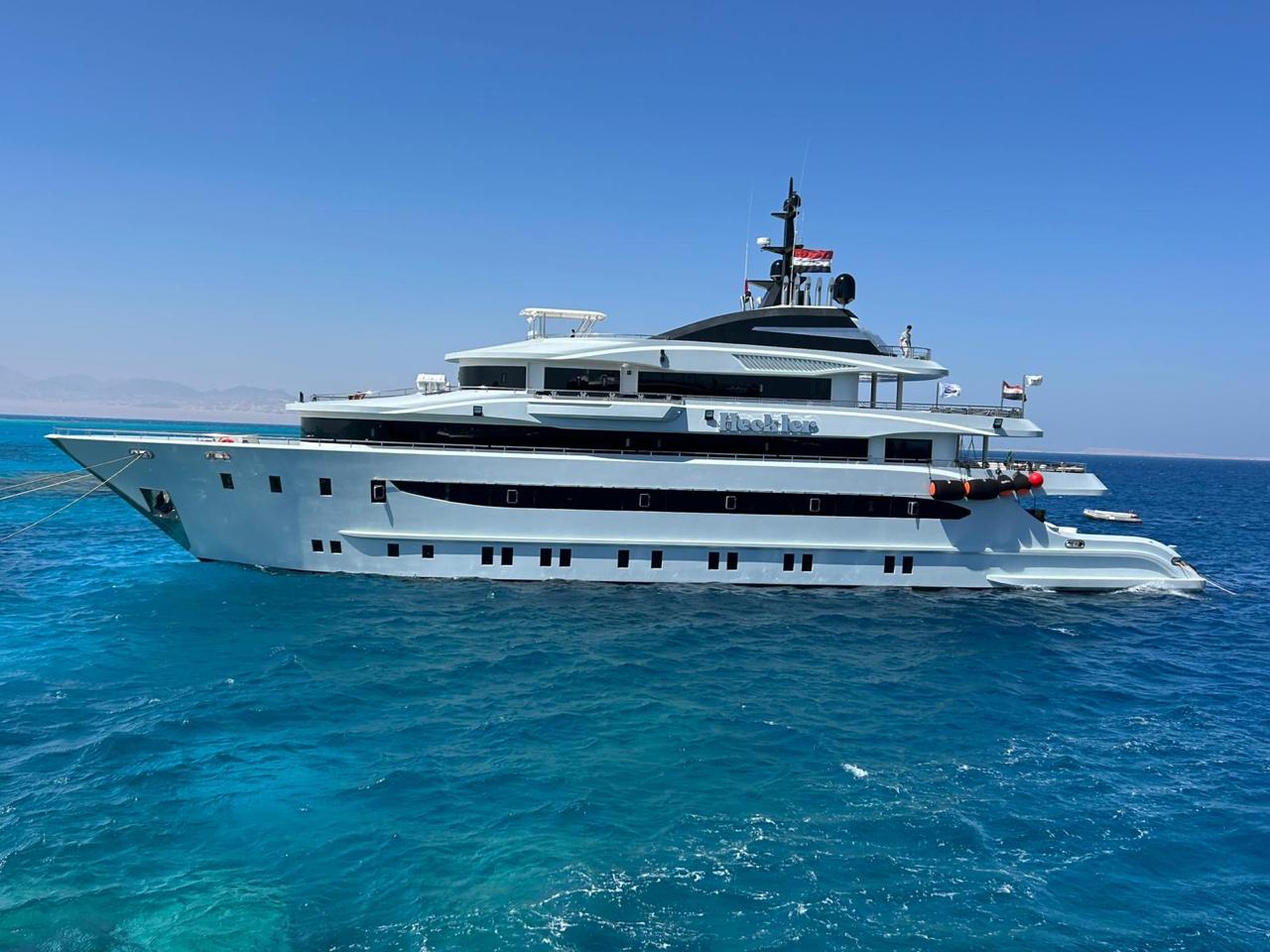 Safari Boat Neptune Dive